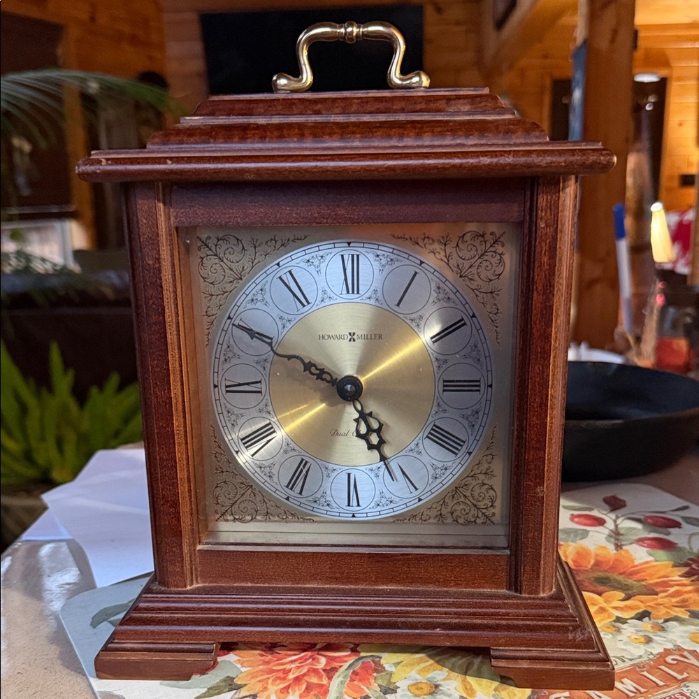 Howard Miller Mantel Clock 612-481 Medford